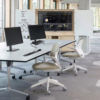 Maclean MC-948 Monitor / Laptop Stand for Screens 13-32",